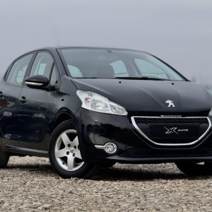 Peugeot 208 - 2012