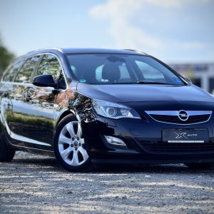 Opel Astra J - Individual - 2011